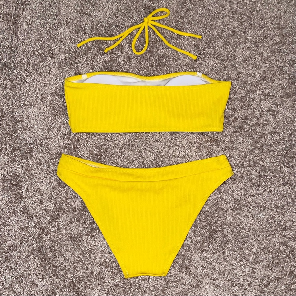 Zaful Halter Ribbed Texture Bikini Set - Picture 2 of 5